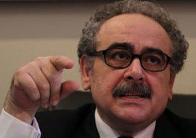 الدكتور علاء عبد الهادي رئيس اتحاد كتاب مصر